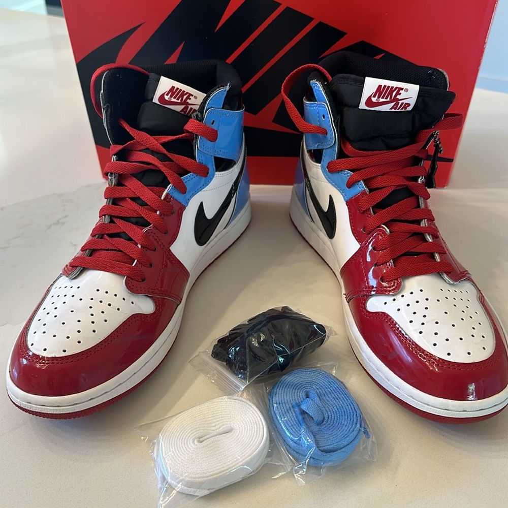 Men’s size 10 AJ1 Retro High OG FEARLESS